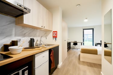 Gold Studio - Image 1